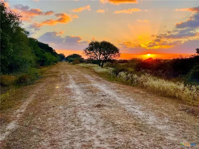 $2,900,000 | Tbd Tbd Fm-530, Hallettsville, TX 77964