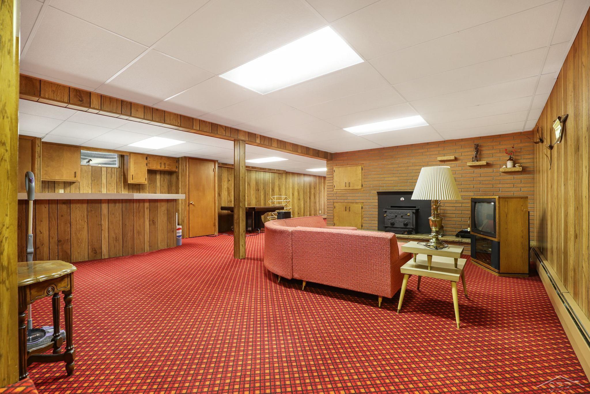 9527 Bender Road Frankenmuth, MI 48734 - Photo 31 of 58 50084181-30.JPG