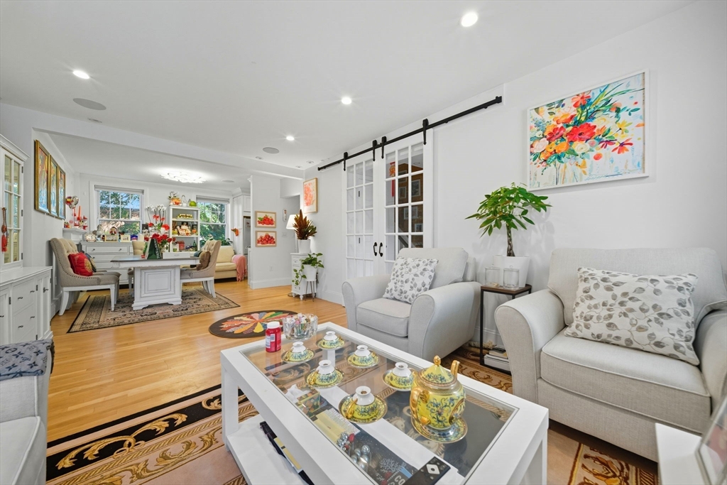 376 Sumner Street Boston, MA 02128 - Photo 5 of 41 Gallery Image 5