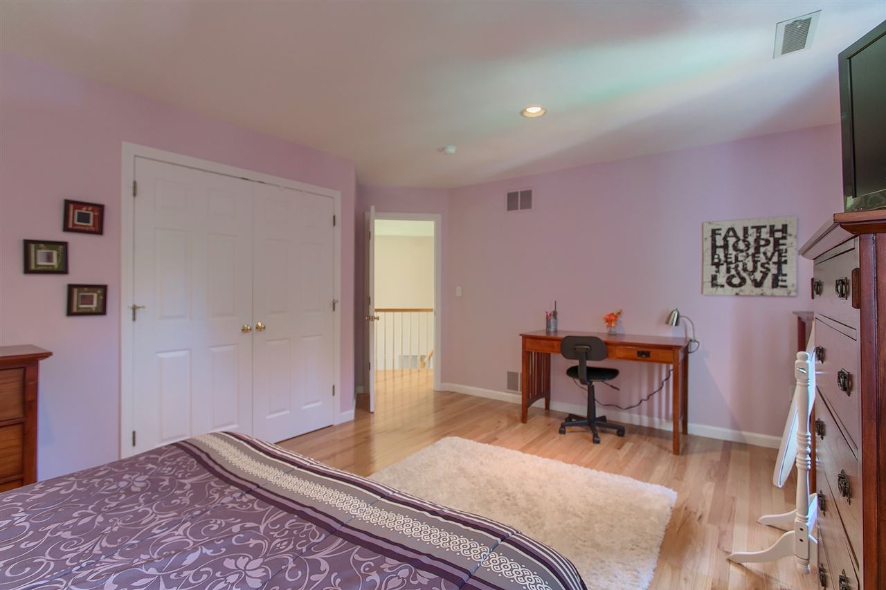 19 Hawthorne Road Windham, NH 03087 - Photo 25 of 40