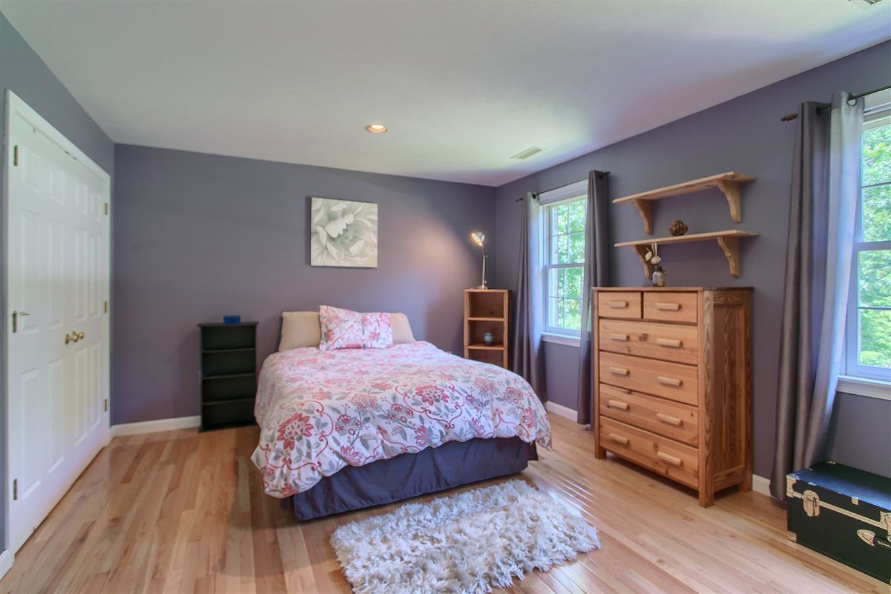 19 Hawthorne Road Windham, NH 03087 - Photo 26 of 40