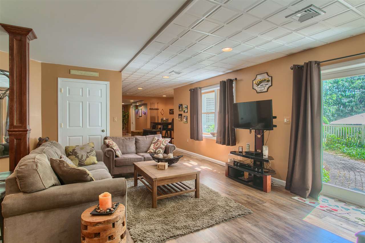 19 Hawthorne Road Windham, NH 03087 - Photo 32 of 40