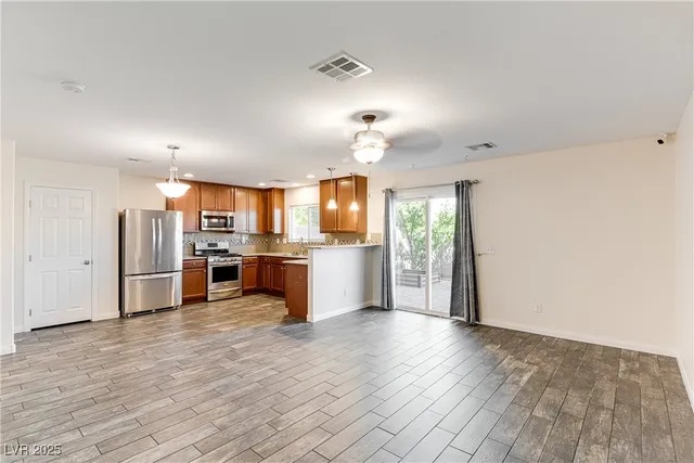 $2,044 | 8320 Wuthering Heights Avenue, Las Vegas, NV 89113