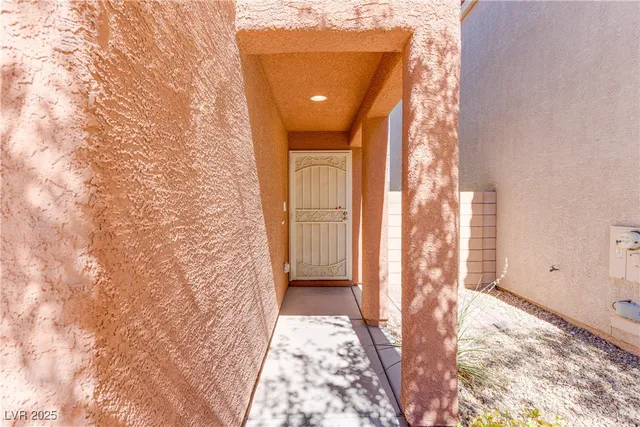 $2,044 | 8320 Wuthering Heights Avenue, Las Vegas, NV 89113