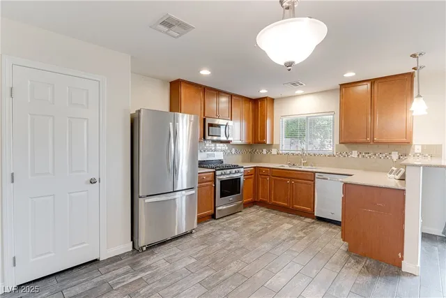 $2,044 | 8320 Wuthering Heights Avenue, Las Vegas, NV 89113