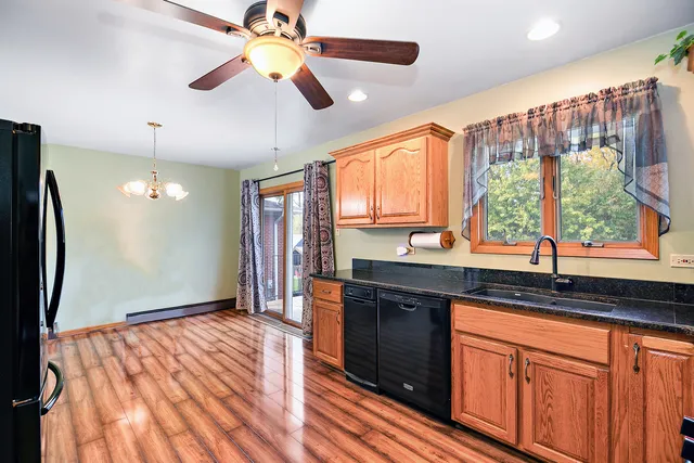 $335,000 | 15124 Chestnut Lane, Oak Forest, IL 60452