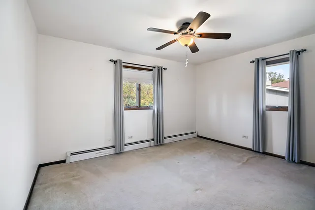 $335,000 | 15124 Chestnut Lane, Oak Forest, IL 60452