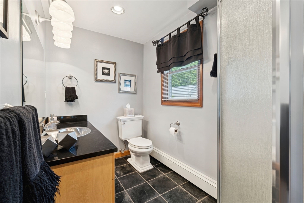 42 Woodland Road Wakefield, MA 01880 - Photo 25 of 41