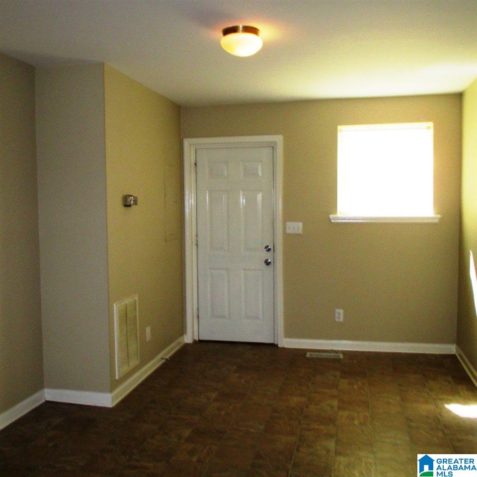253 Lakeshore Lane Oneonta, AL 35121 - Photo 7 of 16