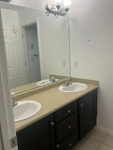 $409,999 | 3611 Alcove Way, Clovis, CA 93619