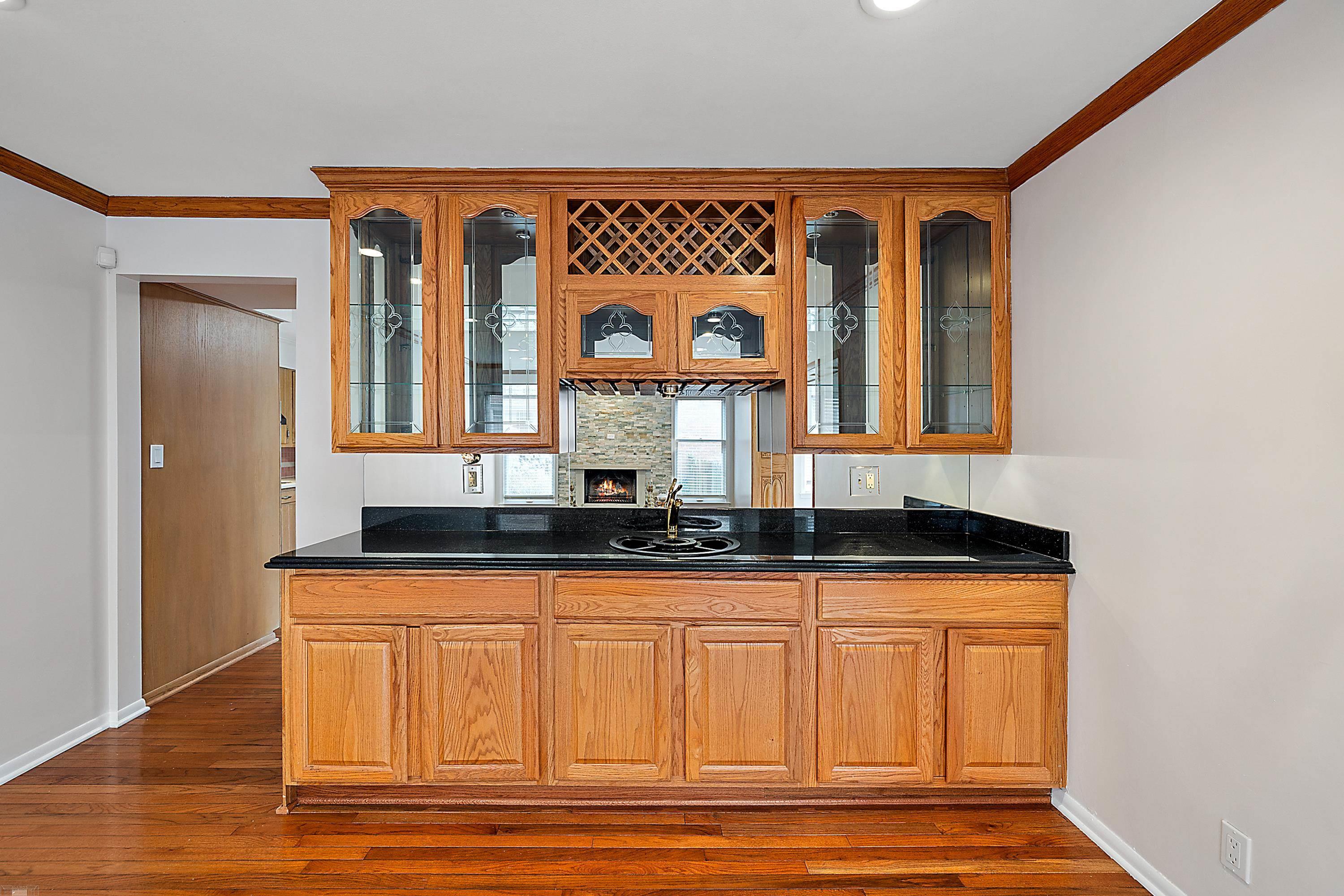 49 Hampton Road Grosse Pointe Shores, MI 48236 - Photo 20 of 51