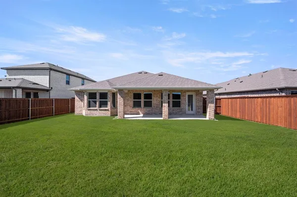 $382,649 | 724 Scarlet Sage Drive, Waxahachie, TX 75165