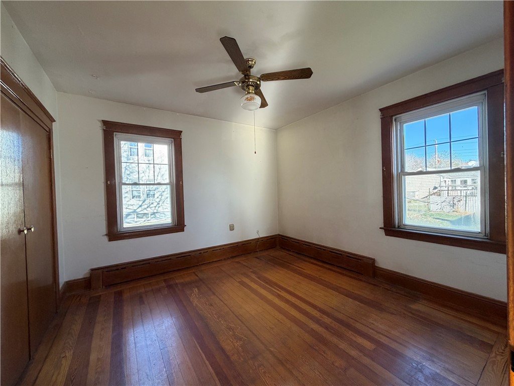 22 Magnolia Street Bristol, RI 02809 - Photo 12 of 27 1st Floor Bed