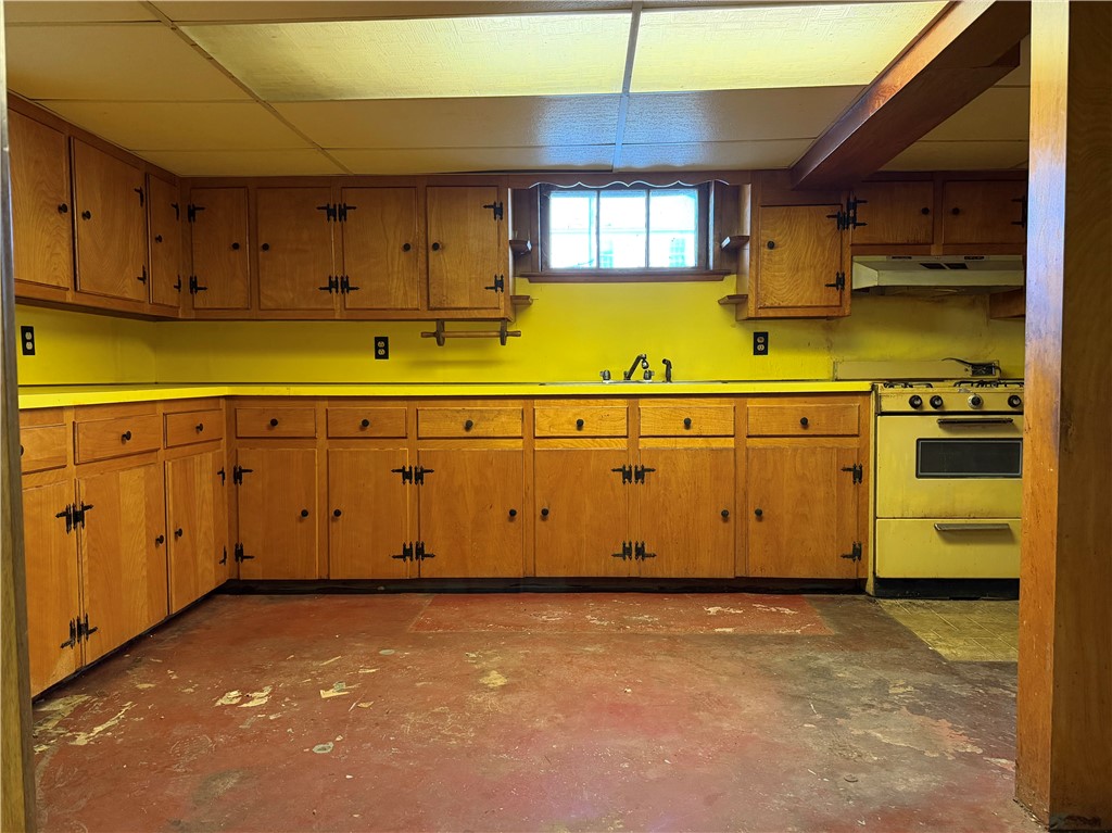 22 Magnolia Street Bristol, RI 02809 - Photo 25 of 27 Basement