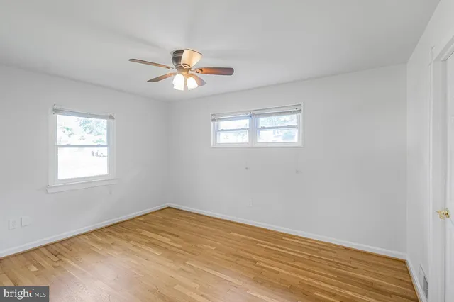 $3,500 | 3906 Ronson Drive, Alexandria, VA 22310