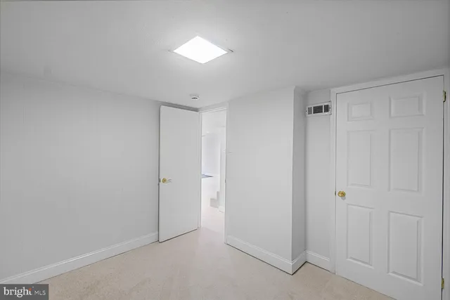 $3,500 | 3906 Ronson Drive, Alexandria, VA 22310