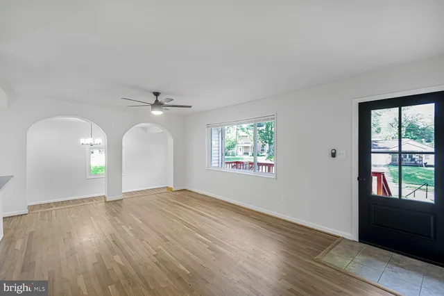 $3,500 | 3906 Ronson Drive, Alexandria, VA 22310