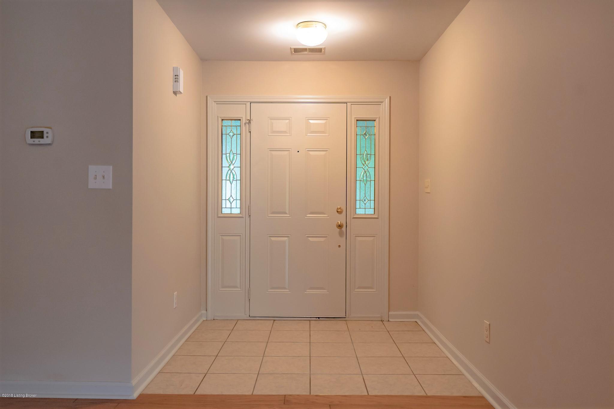 576 Graefenburg Road Waddy, KY 40076 - Photo 2 of 21 Entry