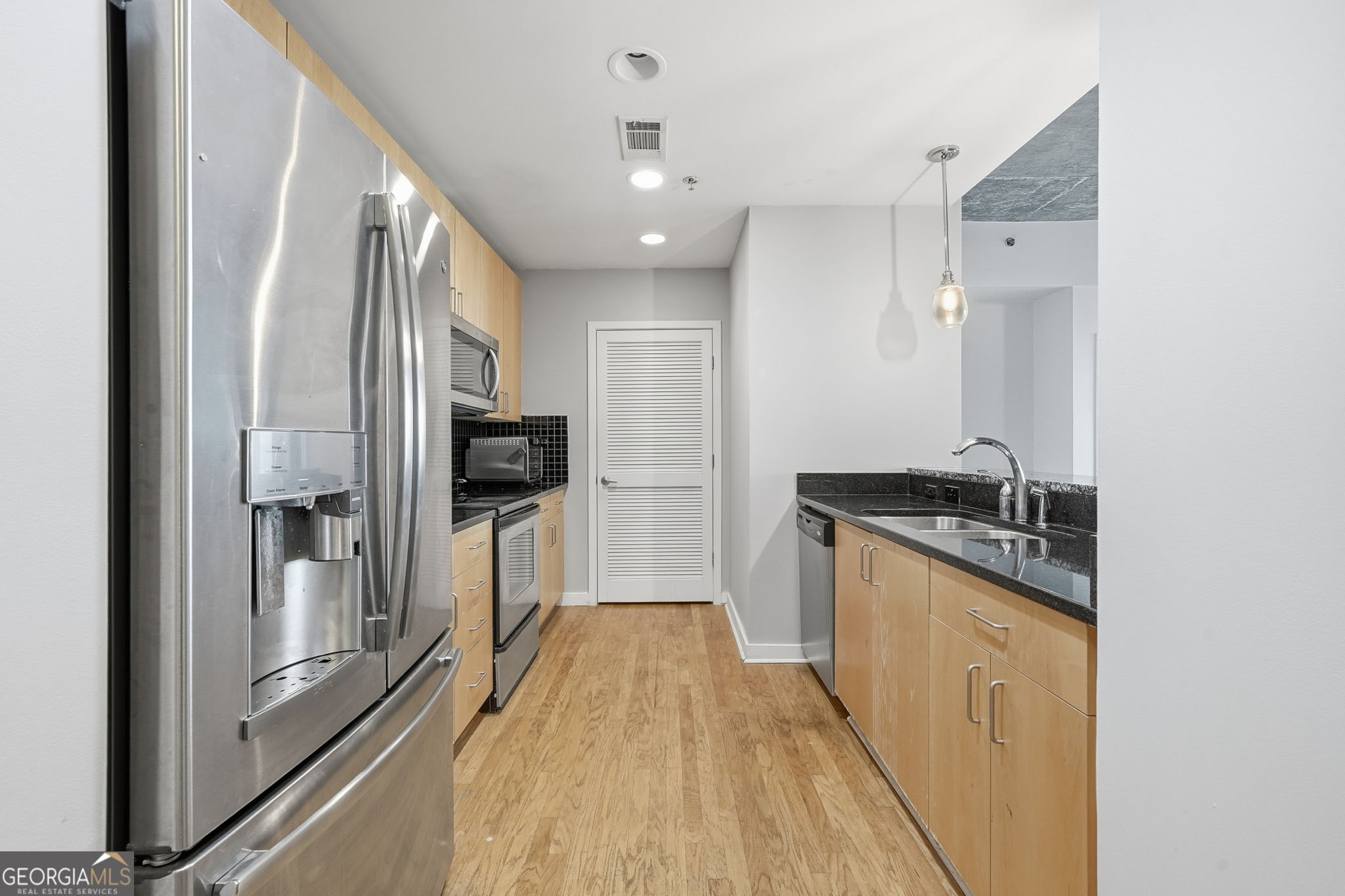 250 Pharr Road Northeast, Unit 605 Atlanta, GA 30305 - Photo 16 of 25