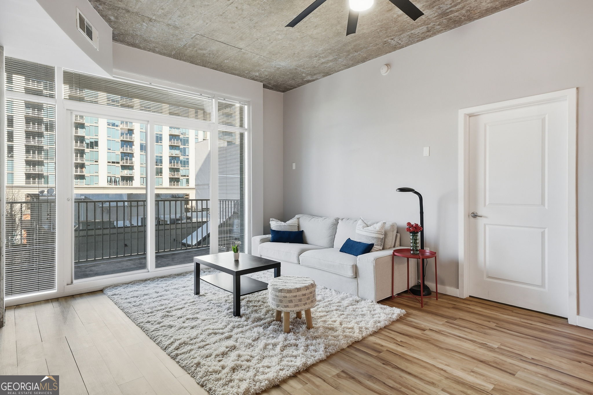 250 Pharr Road Northeast, Unit 605 Atlanta, GA 30305 - Photo 5 of 25