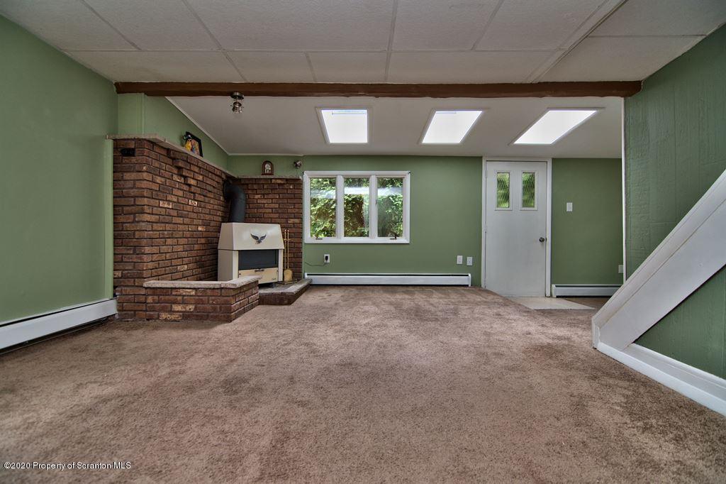 326 Shady Lane Road Clarks Summit, PA 18411 - Photo 7 of 62 Gallery Image 7