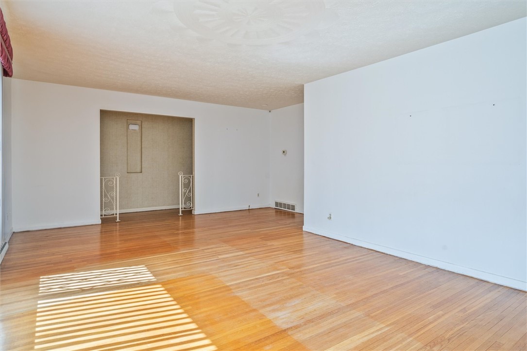 38 Case Terrace Irondequoit, NY 14609 - Photo 10 of 44