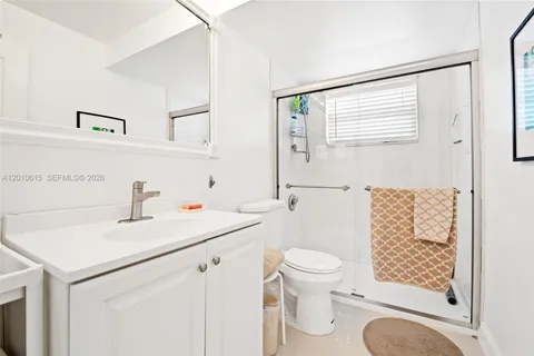 $115,000 | 9421 Sunrise Lakes Boulevard, Unit 208, Sunrise, FL 33322