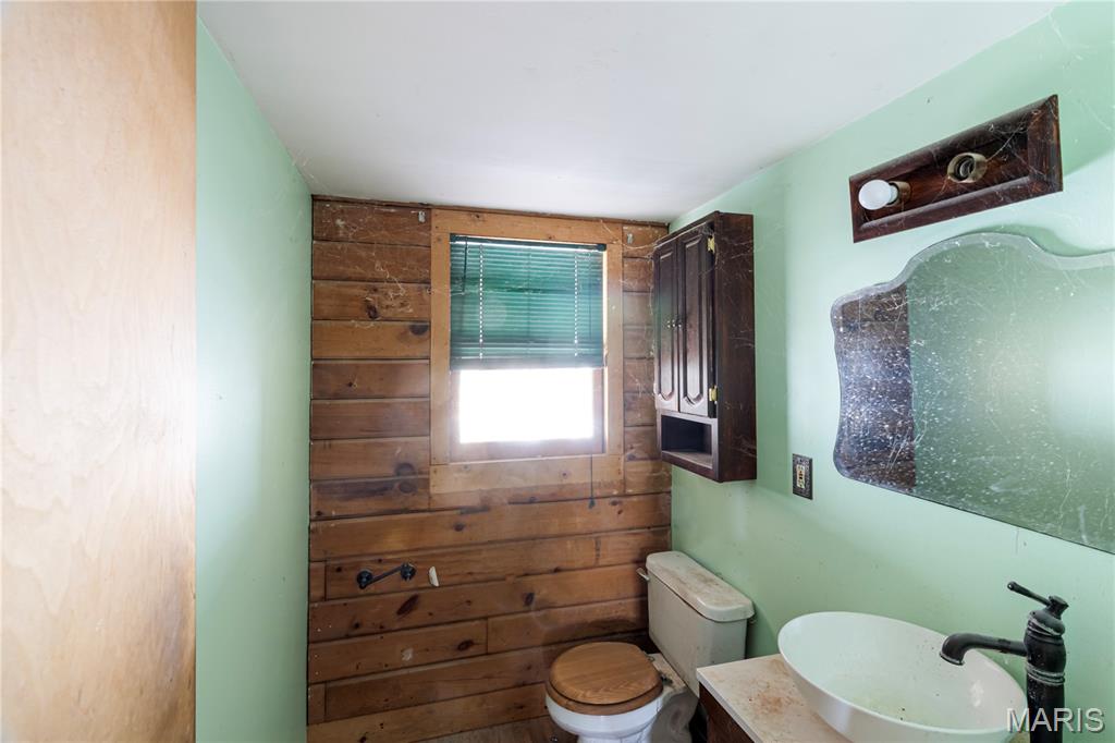 14079 Charter Church Road De Soto, MO 63020 - Photo 14 of 25