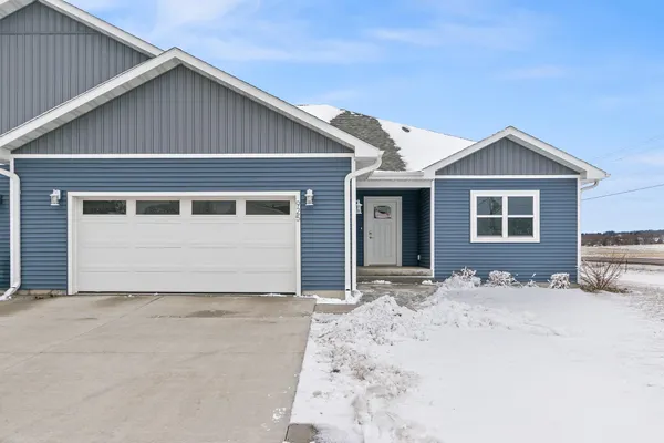 $349,900 | 925 Roosevelt Street, Baraboo, WI 53913