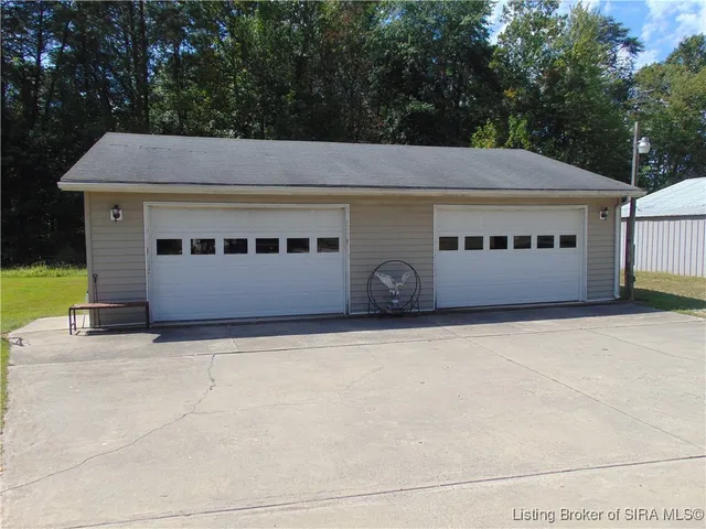 $239,000 | 15533 West Blake Road, Deputy, IN 47230