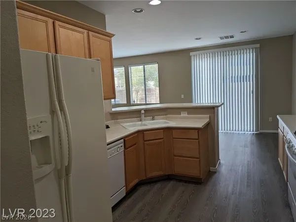 $2,000 | 6298 West Levi Avenue, Las Vegas, NV 89141