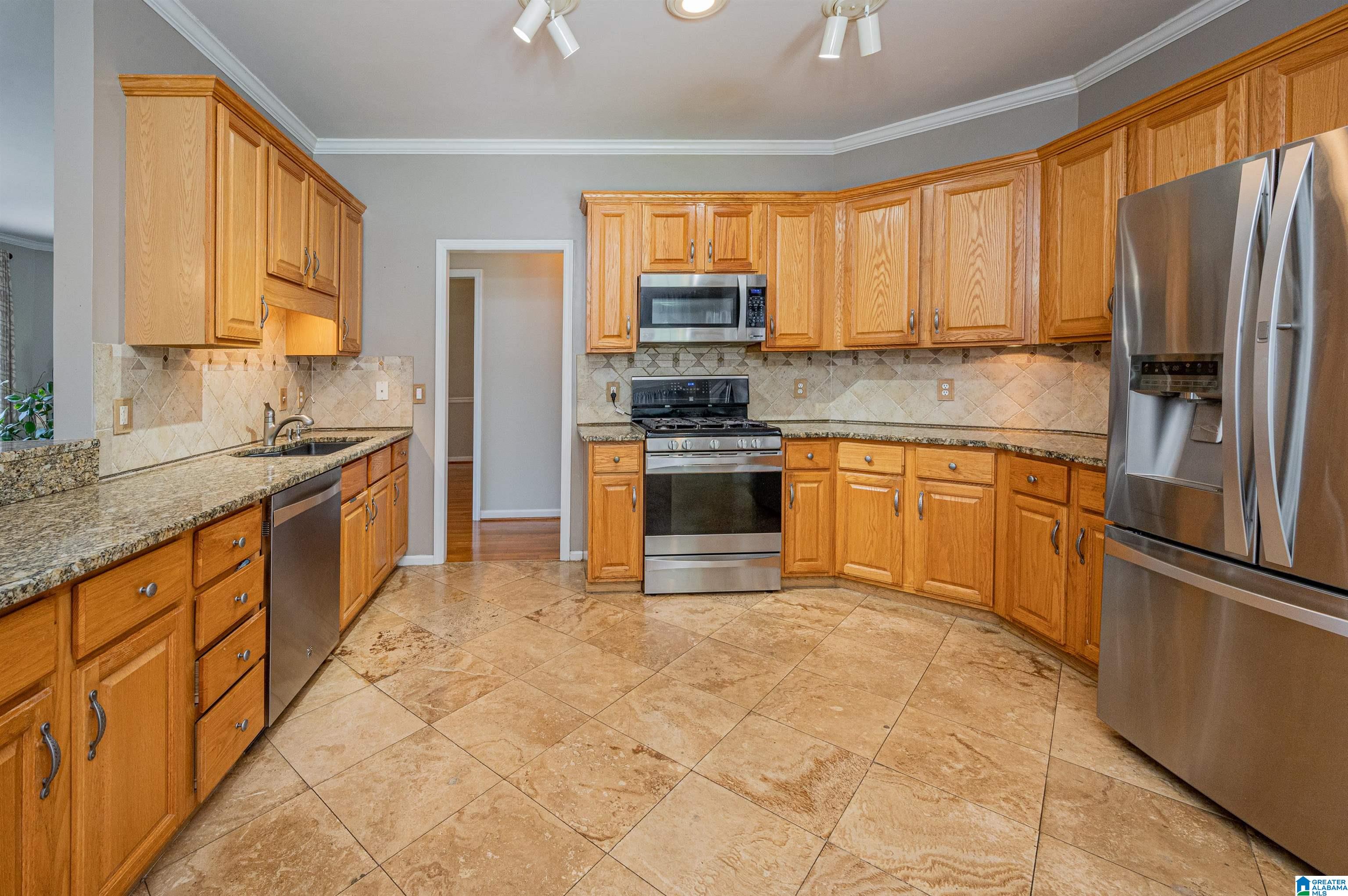6199 Knob Knoster Road Pinson, AL 35126 - Photo 7 of 49