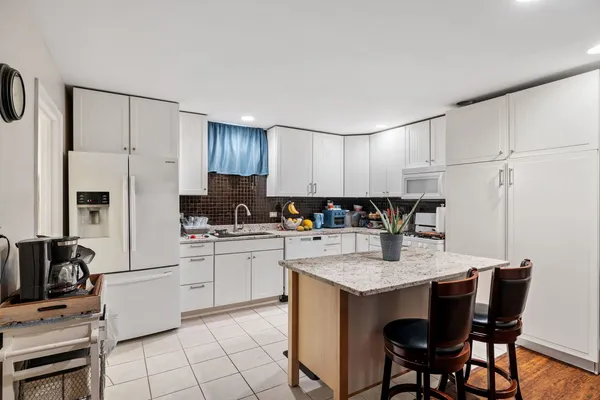 $569,000 | 12351 Warren Drive, Mokena, IL 60448