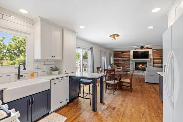 $569,000 | 12351 Warren Drive, Mokena, IL 60448