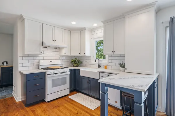 $569,000 | 12351 Warren Drive, Mokena, IL 60448