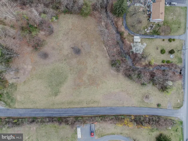 $149,000 | 2218 Valley Road, Berkeley Springs, WV 25411