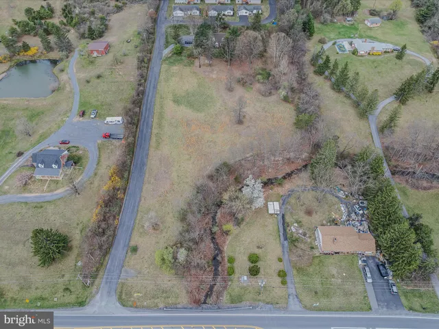 $149,000 | 2218 Valley Road, Berkeley Springs, WV 25411