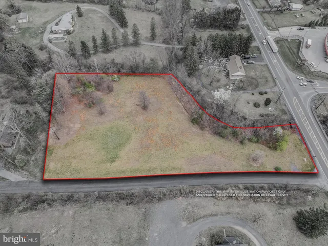 $149,000 | 2218 Valley Road, Berkeley Springs, WV 25411