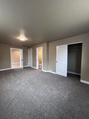 $2,400 | 2125 West Sharp Avenue, Spokane, WA 99201