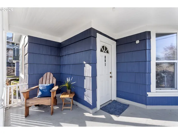 $785,000 | 801 Cascade Avenue, Hood River, OR 97031