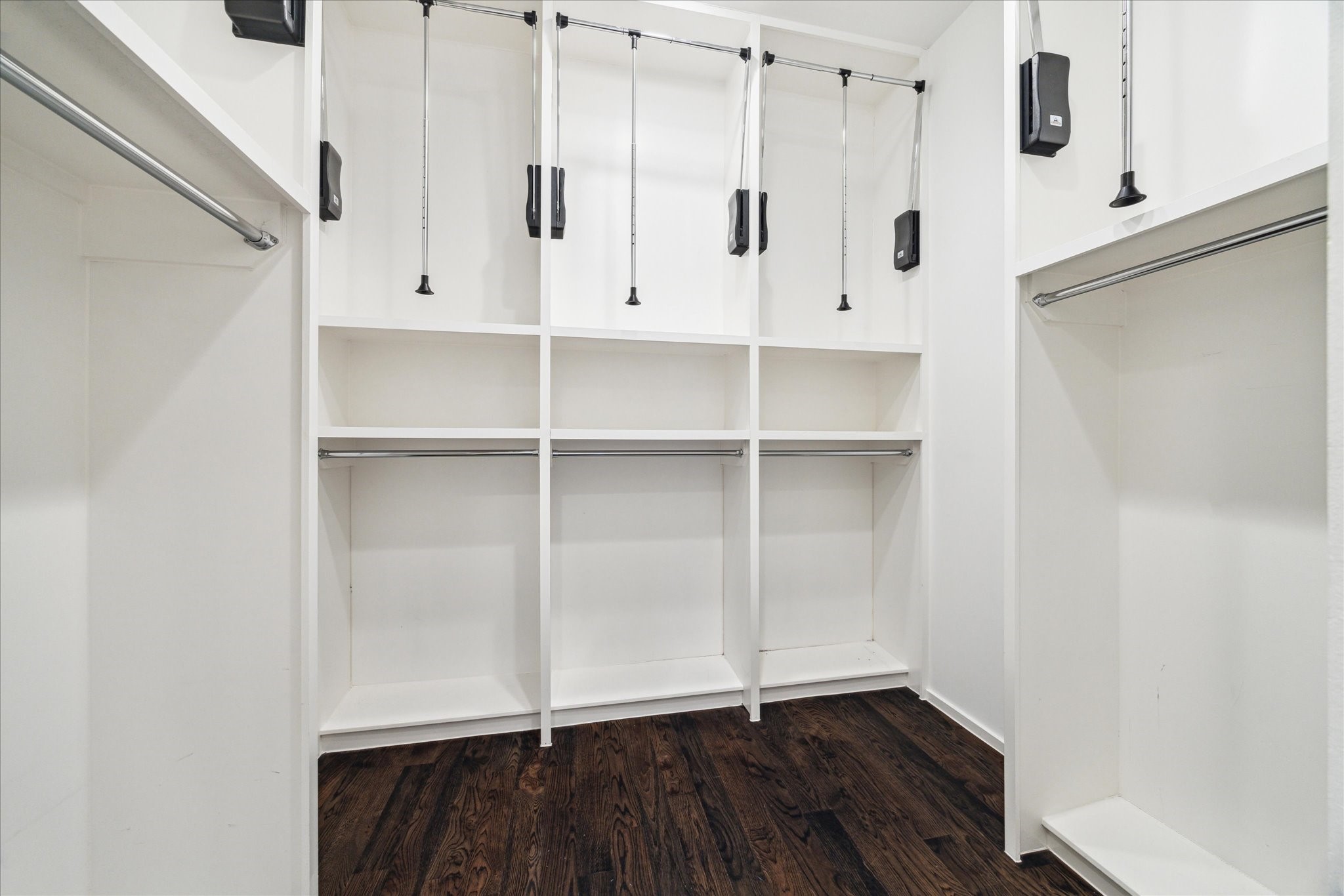 1728 Michigan Street, Unit A Houston, TX 77006 - Photo 21 of 38 a view of an empty room with wooden floor and entryway