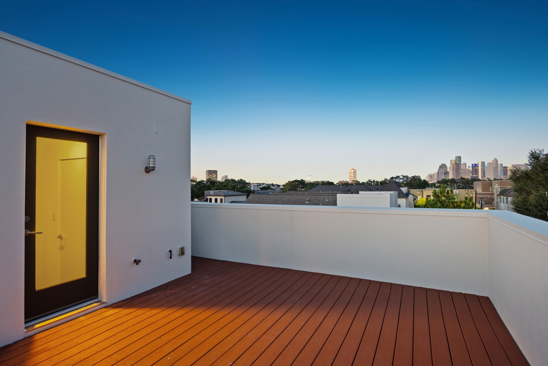 1728 Michigan Street, Unit A Houston, TX 77006 - Photo 37 of 38 a view of a balcony with wooden floor