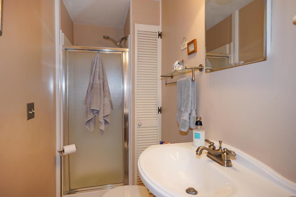 6 Birchwood Road Rutland, MA 01543 - Photo 17 of 34
