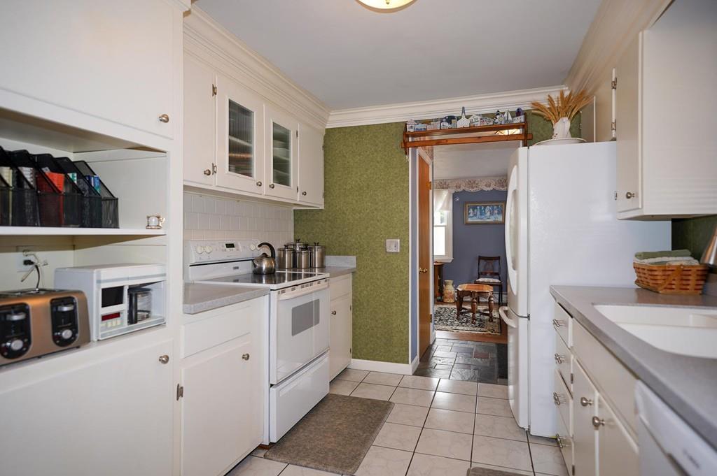 6 Birchwood Road Rutland, MA 01543 - Photo 5 of 34