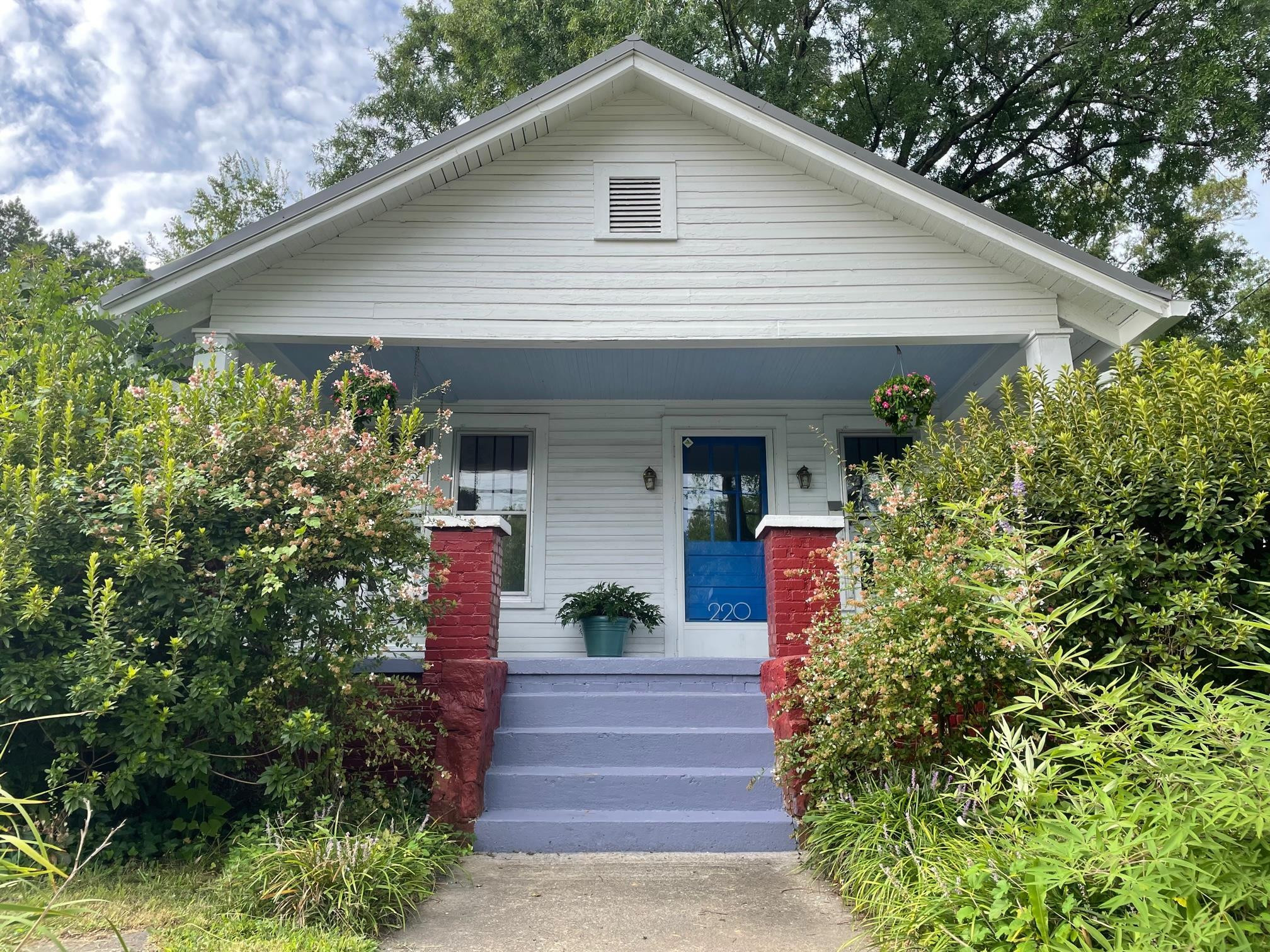 220 Glascock Street Raleigh, NC 27604 - Photo 1 of 24 Exterior Front