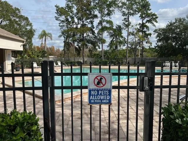 $299,900 | 3000 Red Oak Court, Unit 204, Palm Harbor, FL 34684