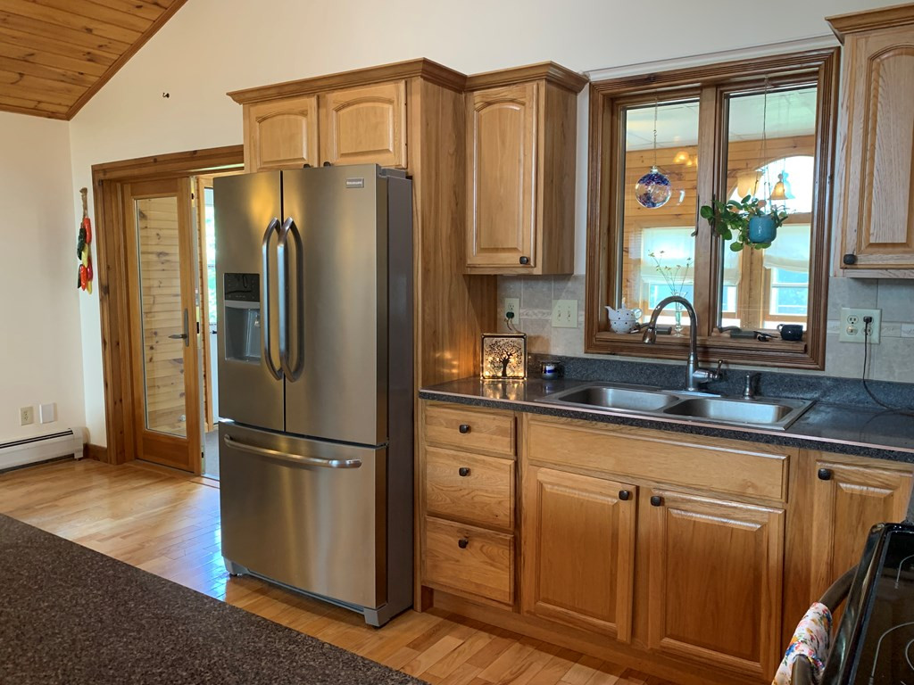 208 Anderson Road Plattsburgh, NY 12901 - Photo 4 of 35 Gallery Image 4