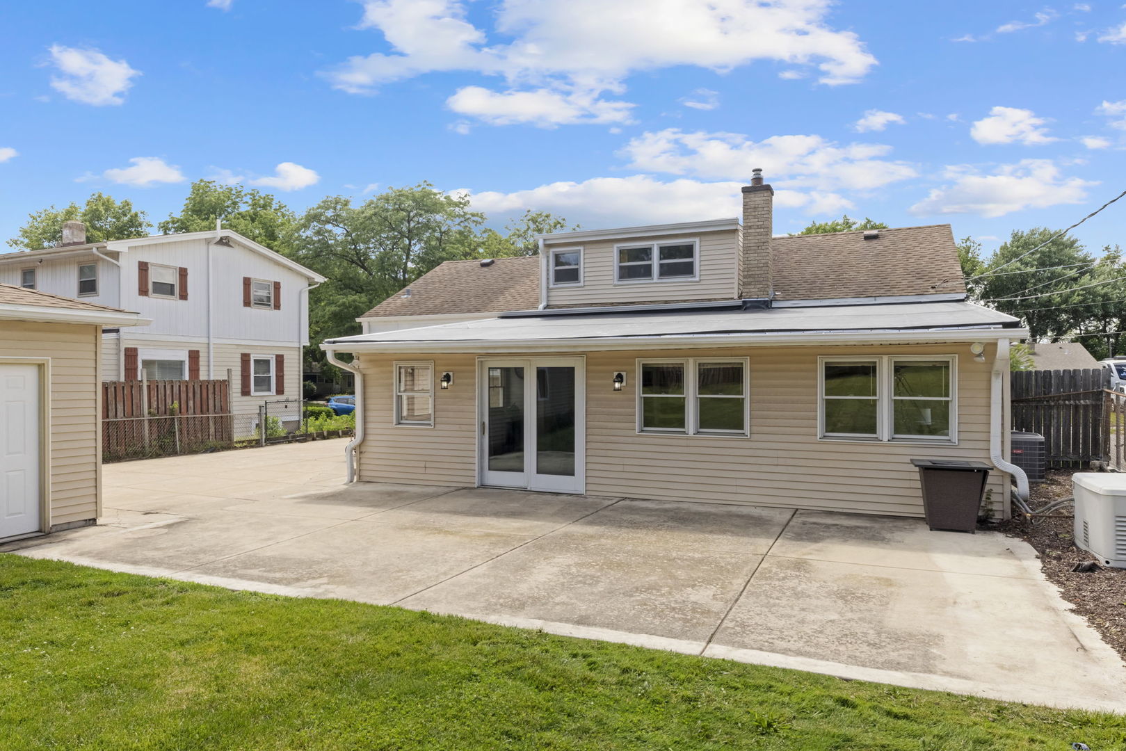 679 North West Road Lombard, IL 60148 - Photo 20 of 33