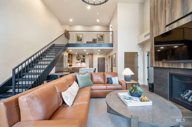 $1,249,000 | 700 Village Drive, Unit 404, Donnelly, ID 83615