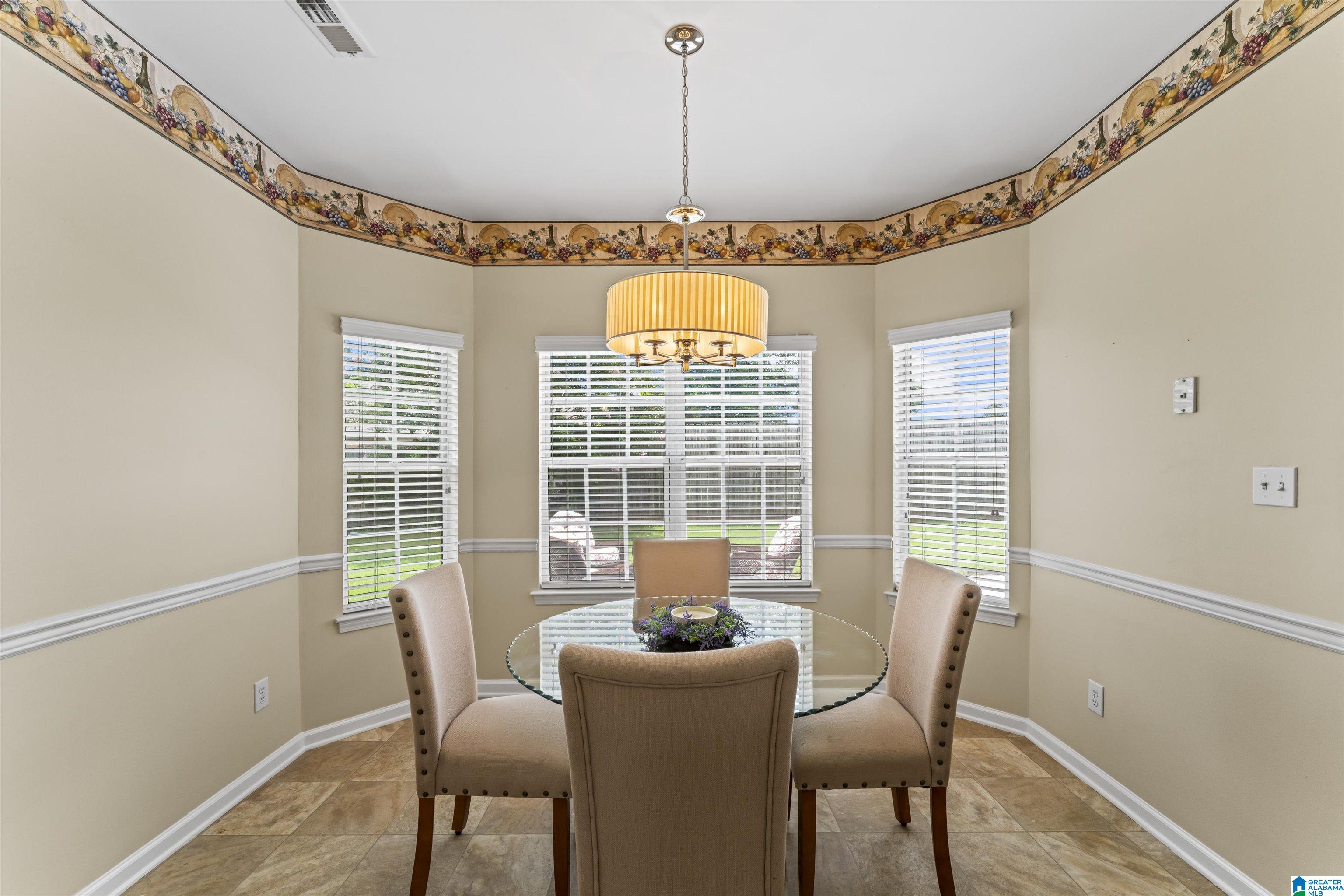 290 Victoria Station Alabaster, AL 35114 - Photo 13 of 46